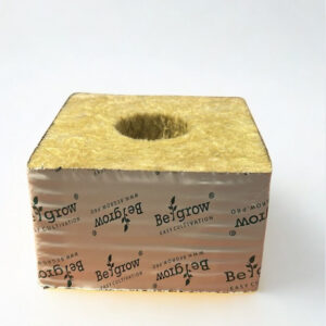 Begrow® Anzuchtwürfel 100 × 100 × 65 mm, mit großem Loch, 1 St.